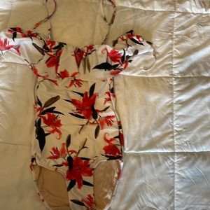 Albion Fit The Wave One Piece Off Shoulder Swimsuit Women’s XXS